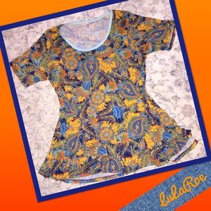 LuLaRoe perfect tee in the BEST PATTERN EVER!  🦄
